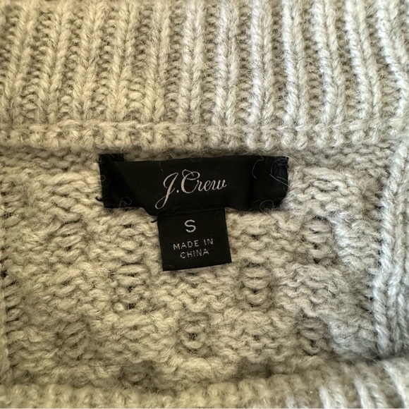 J Crew Women’s Heathered Gray Popcorn Cable Knit Fisherman Sweater Size S - Picture 9 of 13